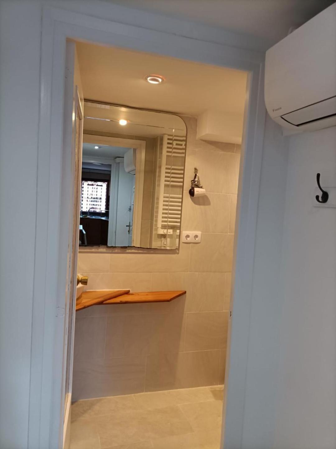 Acogedor Apartamento En El Corazon Medieval De Tarragona Apartment Ngoại thất bức ảnh