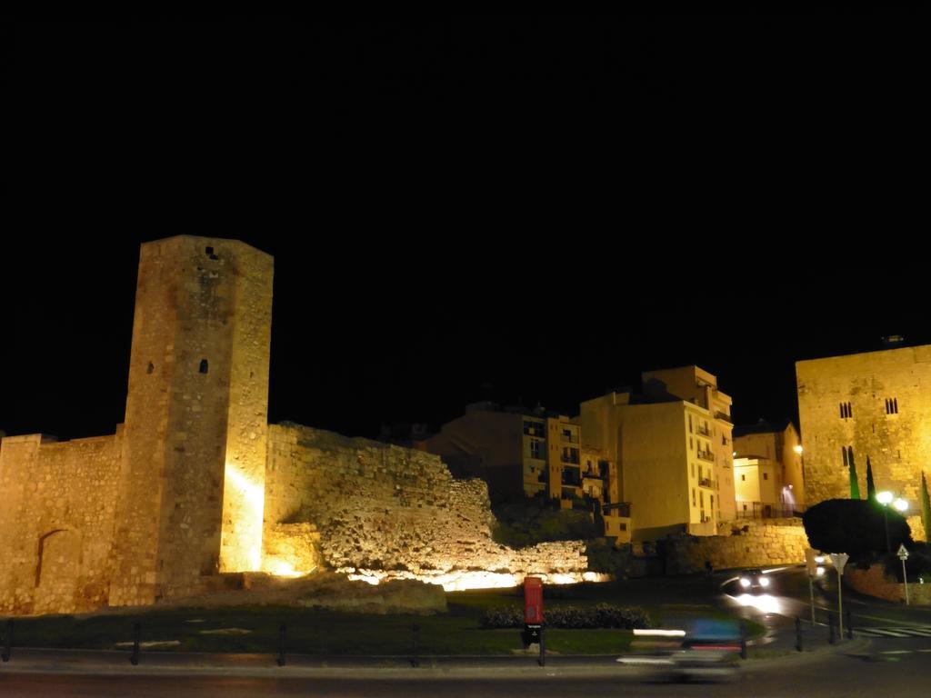 Acogedor Apartamento En El Corazon Medieval De Tarragona Apartment Ngoại thất bức ảnh